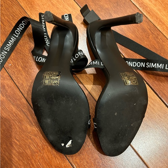 Simmi London Heels - Picture 3 of 4